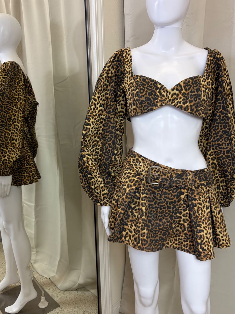 Strike Oil The Future is Past Leopard Print 2 Piece Puff Sleeve Top Mini Skirt L — photo 1